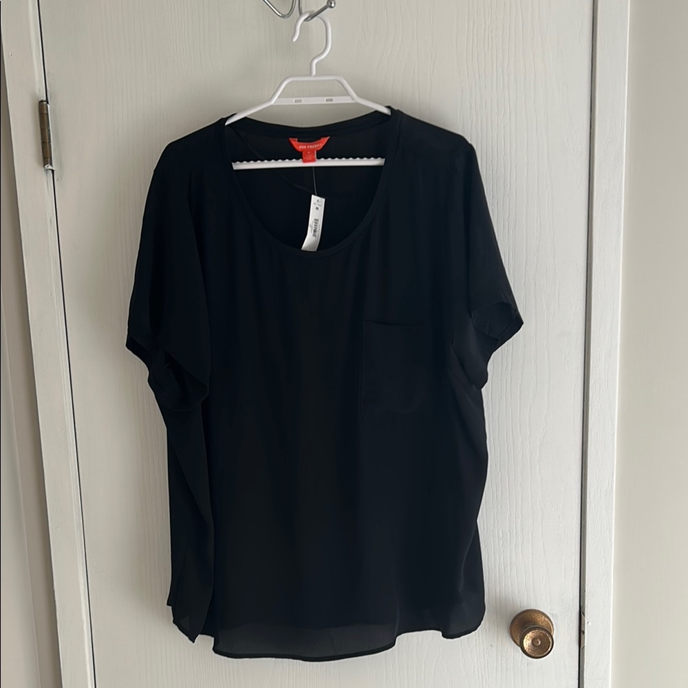 153. Joe Fresh Black Short Sleeve Boxy Blouse